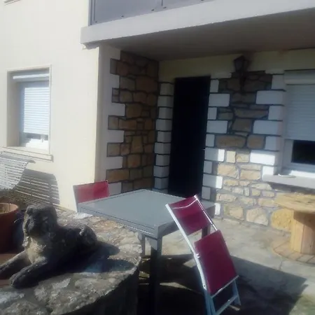 Couette-café La Clematite D Olt 3*