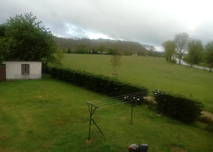 La Clematite D Olt Bed & Breakfast Saint-Côme-dʼOlt