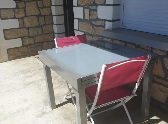 La Clematite D Olt Saint-Côme-dʼOlt